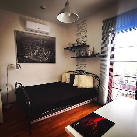 شقة Luxury Basement In The Surrounding Of Budapest Mogyoród المظهر الخارجي الصورة