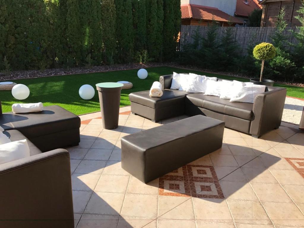 شقة Luxury Basement In The Surrounding Of Budapest Mogyoród المظهر الخارجي الصورة